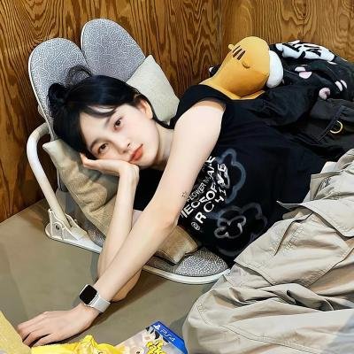 新版《相亲当天豪门继承人拉着我领证》